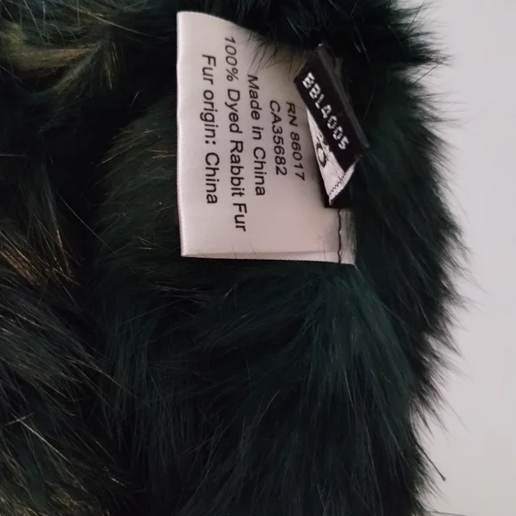 Two Rabbit Fur Collars - Picture 8 of 11